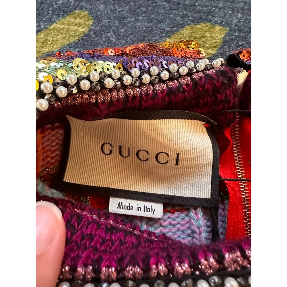 Authentic Gucci Striped Wool Sequenced Rainbow Collar Sweater Size Medium - Picture 6 of 9